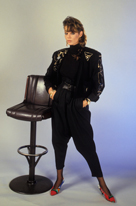 1987 фотосессия в синем и черном пиджаке (фотограф Max Kohr)